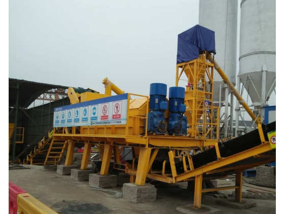 Computer controlled continuous mixing plant